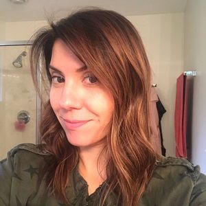 Meet your Posher, Ashley